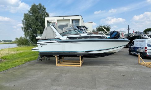 Formula 26PC, Speed- en sportboten for sale by Schepenkring Roermond