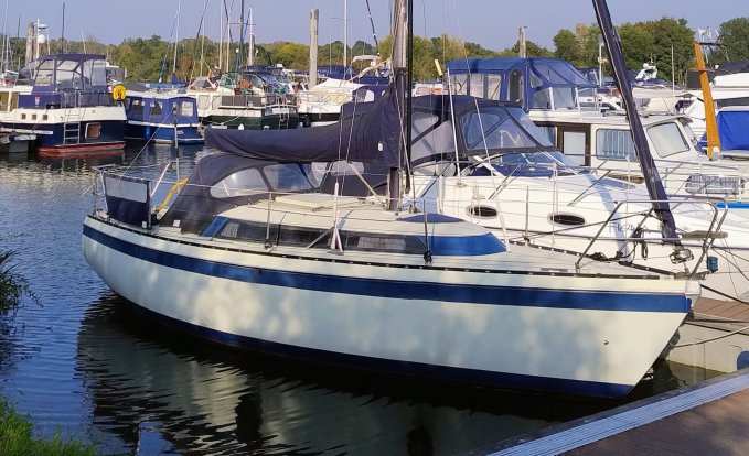 Friendship 28, Zeiljacht for sale by Schepenkring Roermond