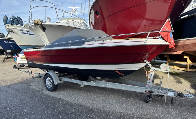 Bayliner Quartermaster, Speed- en sportboten for sale by Schepenkring Roermond