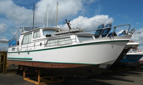 Crown Kruiser, Motorjacht for sale by Schepenkring Roermond