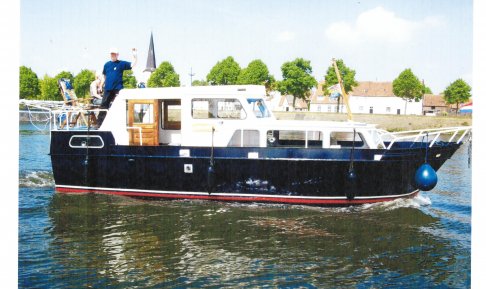 Succes 950 GSAK, Motor Yacht for sale by Schepenkring Roermond
