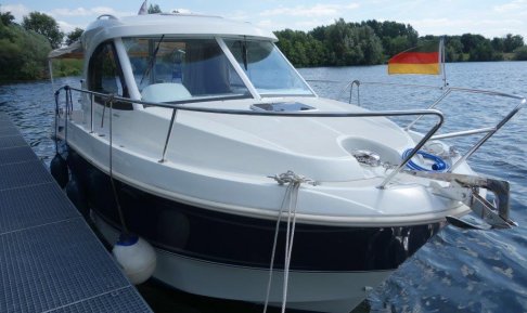 Beneteau Antares 8S, Motor Yacht for sale by Schepenkring Roermond