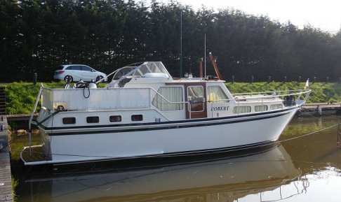 Robur 1160 AK, Motorjacht for sale by Schepenkring Randmeren