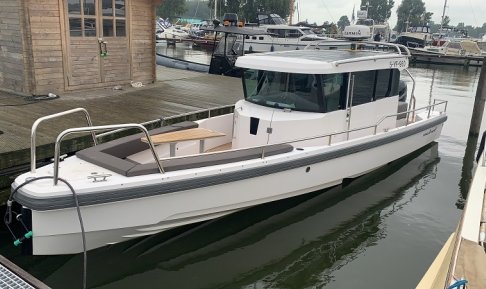 Axopar 28 Aft. Cabin, Speedboat and sport cruiser for sale by Schepenkring Randmeren