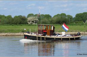 Motorsleepboot Eltink