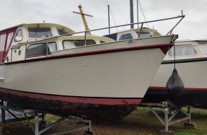 Curtevenne 830 AK