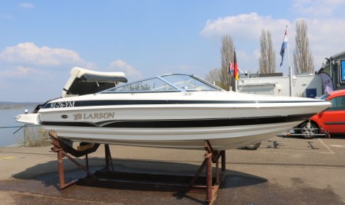 Larson 180 SEI, Speedboat and sport cruiser for sale by Schepenkring Gelderland