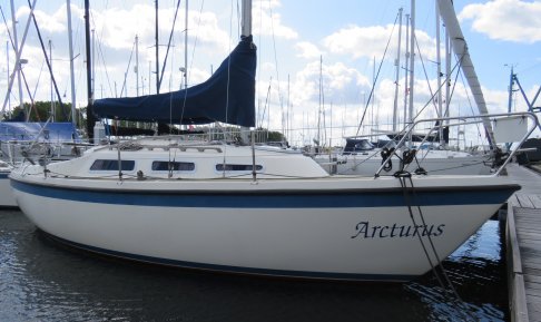 Hurley 800, Zeiljacht for sale by Schepenkring Kortgene