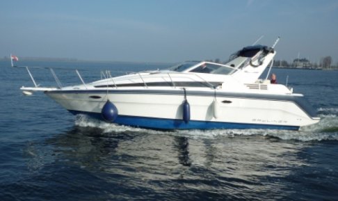 Bayliner Sunbrigde 3055, Motorjacht for sale by Schepenkring Kortgene