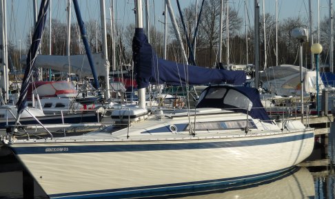 Friendship 33, Sailing Yacht for sale by Schepenkring Kortgene