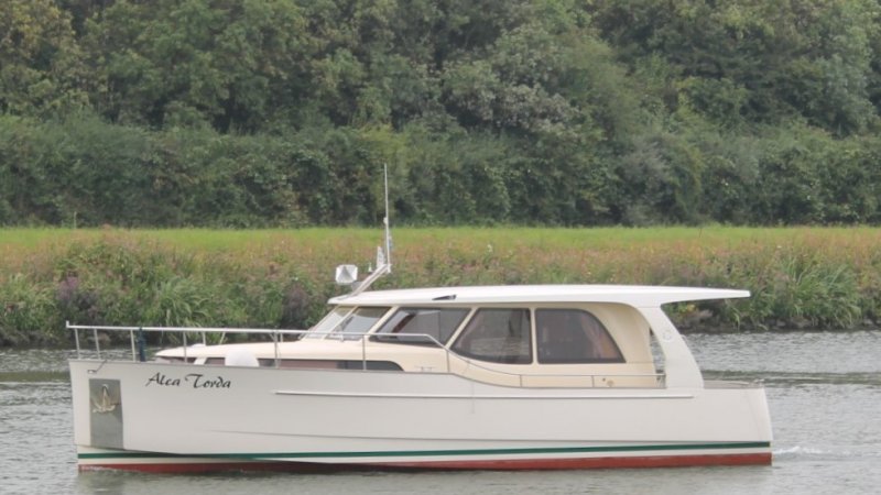 Greenline 33, Motor Yacht for sale by Jachtmakelaardij Kappers