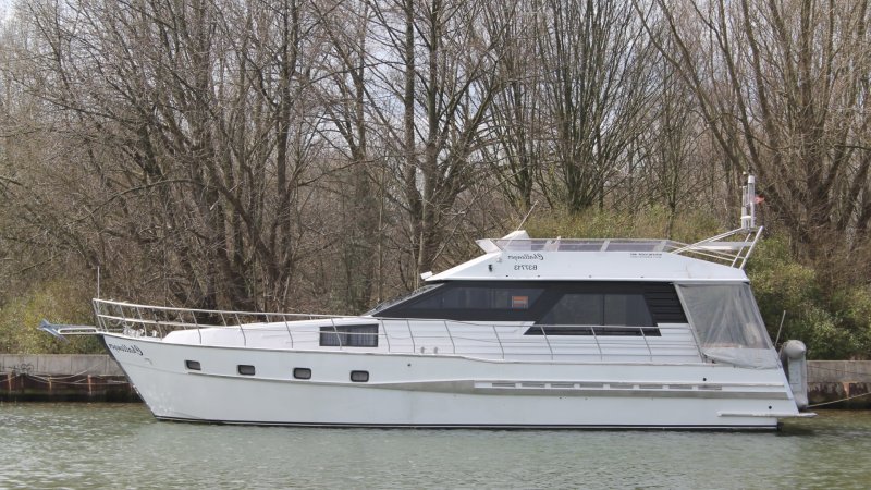 Bruce Roberts Wave Runner 48 Fly, Motor Yacht for sale by Jachtmakelaardij Kappers