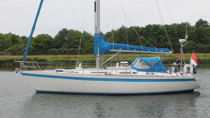 Wauquiez Centurion 40, Segelyacht for sale by Jachtmakelaardij Kappers