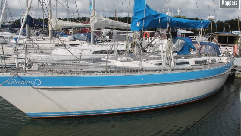 Hood 38 MK I Centreboard, Sailing Yacht for sale by Jachtmakelaardij Kappers