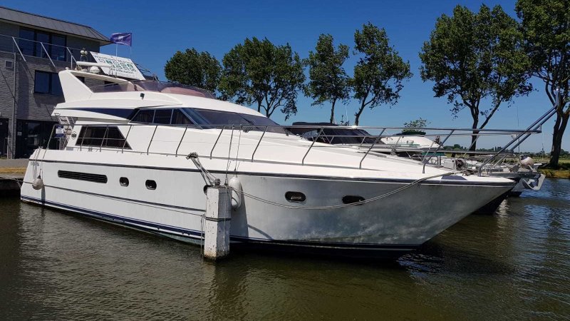 Neptunus 156 Flybridge, Superyacht motor for sale by Jachtmakelaardij Kappers