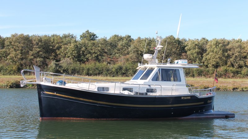 Menorquin Yacht 110, Motor Yacht for sale by Jachtmakelaardij Kappers