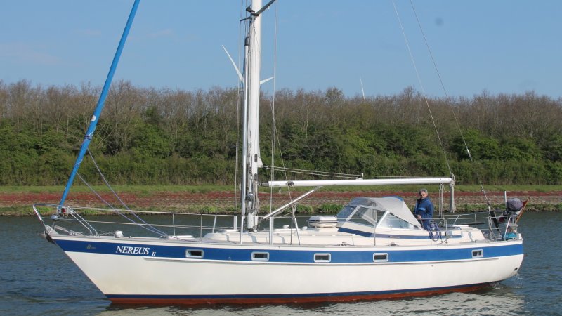 Hallberg Rassy 382, Segelyacht for sale by Jachtmakelaardij Kappers