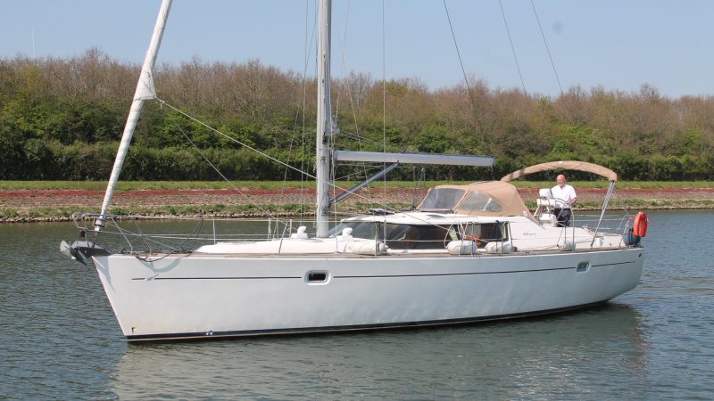 Wauquiez 40 Pilot Saloon, Sailing Yacht for sale by Jachtmakelaardij Kappers