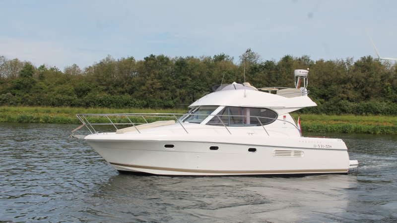 Jeanneau Prestige 32, Motor Yacht for sale by Jachtmakelaardij Kappers