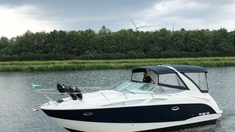 Bayliner 300, Speedboat und Cruiser for sale by Jachtmakelaardij Kappers