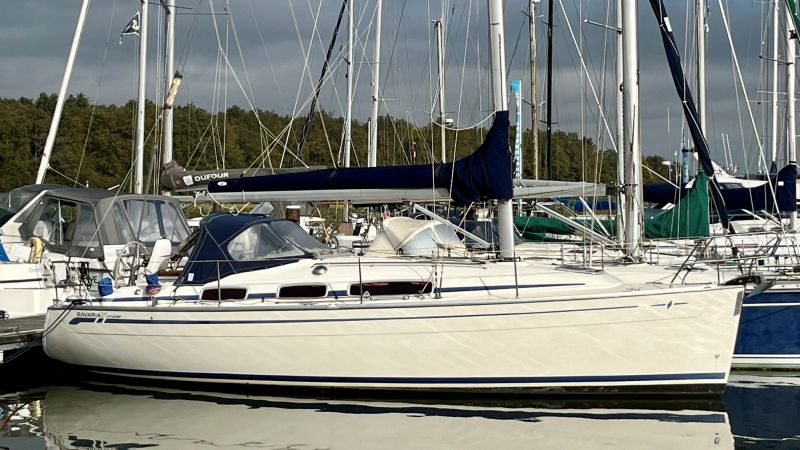 Bavaria 31 Cruiser, Zeiljacht for sale by Jachtmakelaardij Kappers