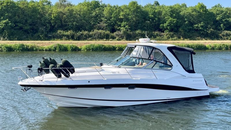 Four Winns V378 (Vista), Motorjacht for sale by Jachtmakelaardij Kappers