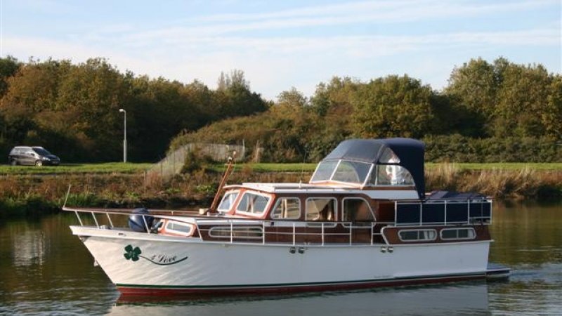 Super Elegant 1200, Motoryacht for sale by Jachtmakelaardij Kappers