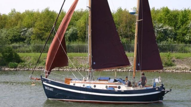 Danish Flower 35, Segelyacht for sale by Jachtmakelaardij Kappers