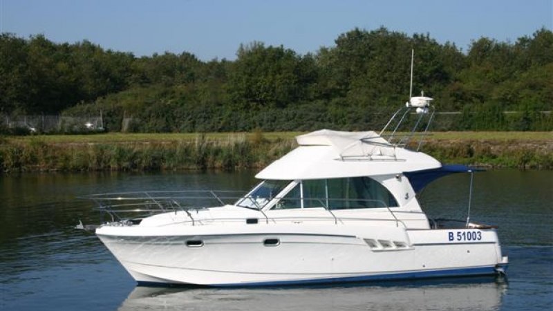 Beneteau Antares 9.80, Motor Yacht for sale by Jachtmakelaardij Kappers