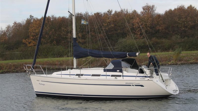 Bavaria 32 Cruiser, Zeiljacht for sale by Jachtmakelaardij Kappers