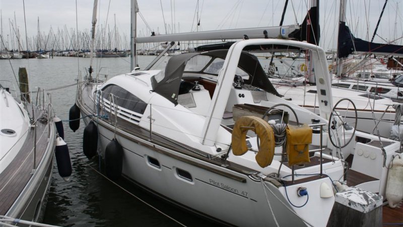 Wauquiez Pilot Saloon 47, Zeiljacht for sale by Jachtmakelaardij Kappers