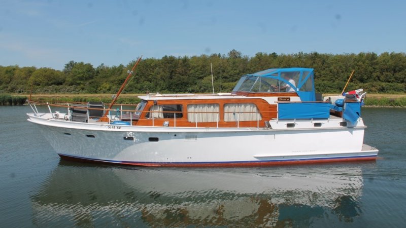 Super Van Craft 13.80, Motor Yacht for sale by Jachtmakelaardij Kappers