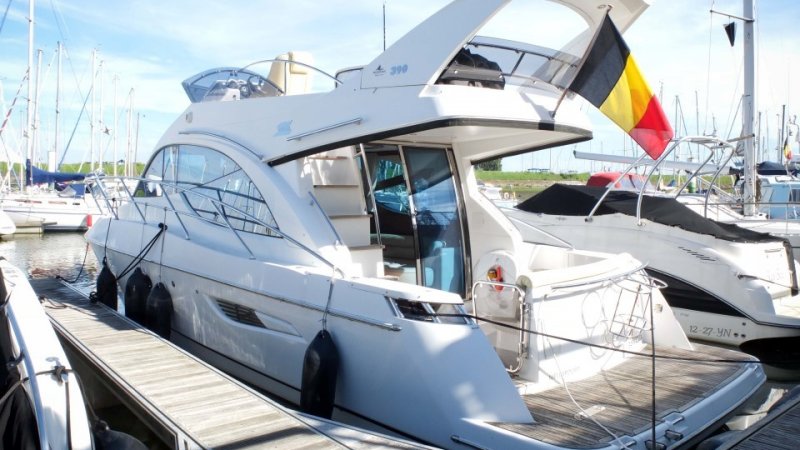 Galeon 390, Motor Yacht for sale by Jachtmakelaardij Kappers