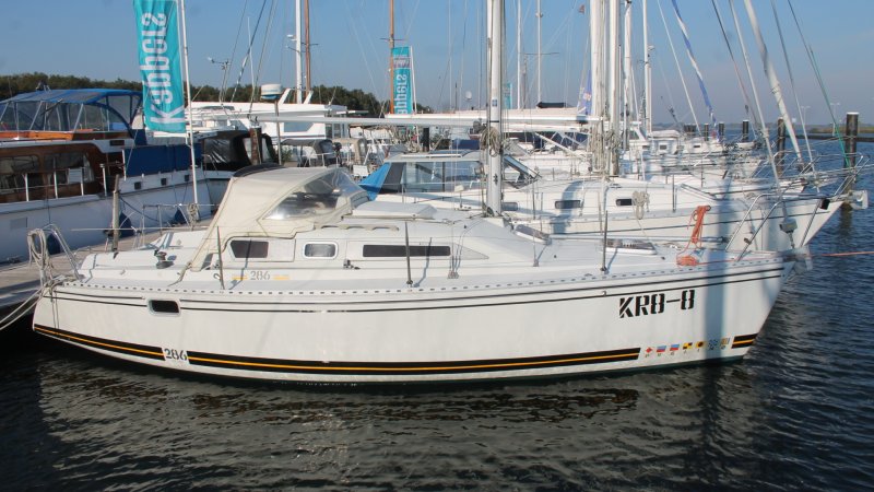 Feeling 286, Zeiljacht for sale by Jachtmakelaardij Kappers