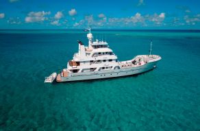 Hike Expedition Yacht