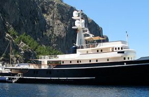 World Cruising Yacht
