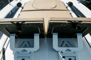 Sea Ray Sundancer 350