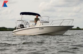 Boston Whaler 230 Dauntless