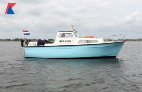 Albin 25