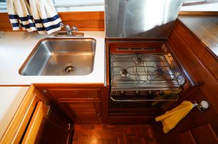 Grand Banks 42 Europa
