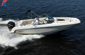 Boston Whaler 230 Vantage
