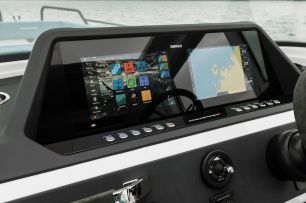 Axopar 28 Cabin