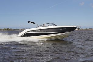 Sea Ray SLX 250