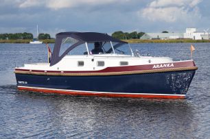 Vedette 8.20 V/OK