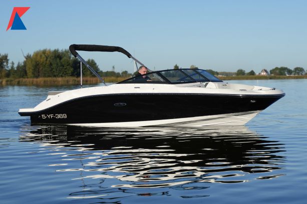 Sea Ray SPX 210