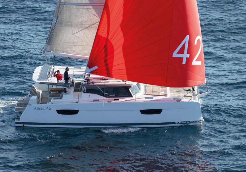 Fountaine Pajot Astrea 42, Multihull zeilboot for sale by Newpoint Yachting