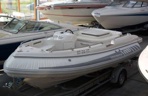 Novurania CL600