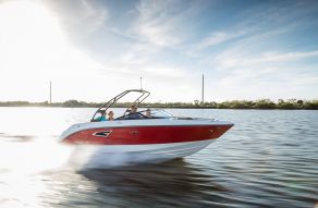 Sea Ray SLX 230