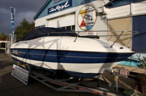 Bayliner 212 Cuddy