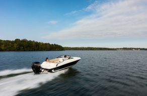 Bayliner VR4 Outboard